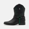 KOI FOOTWEAR Broken Bronco - Lace-Up Ankle Boots - Black/Green