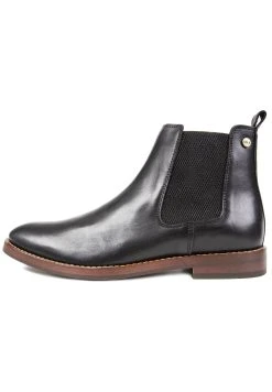Sole Agnew- Classic Ankle Boots - Black