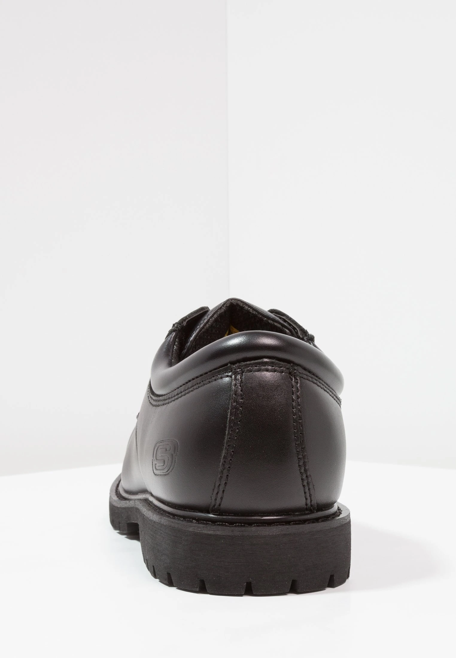 Skechers Cottonwood - Casual Lace-Ups - Black - Image 4