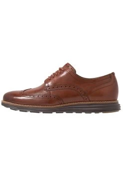Cole Haan Original Grand Wingtip Oxford - Lace-Ups - Woodbury/Java