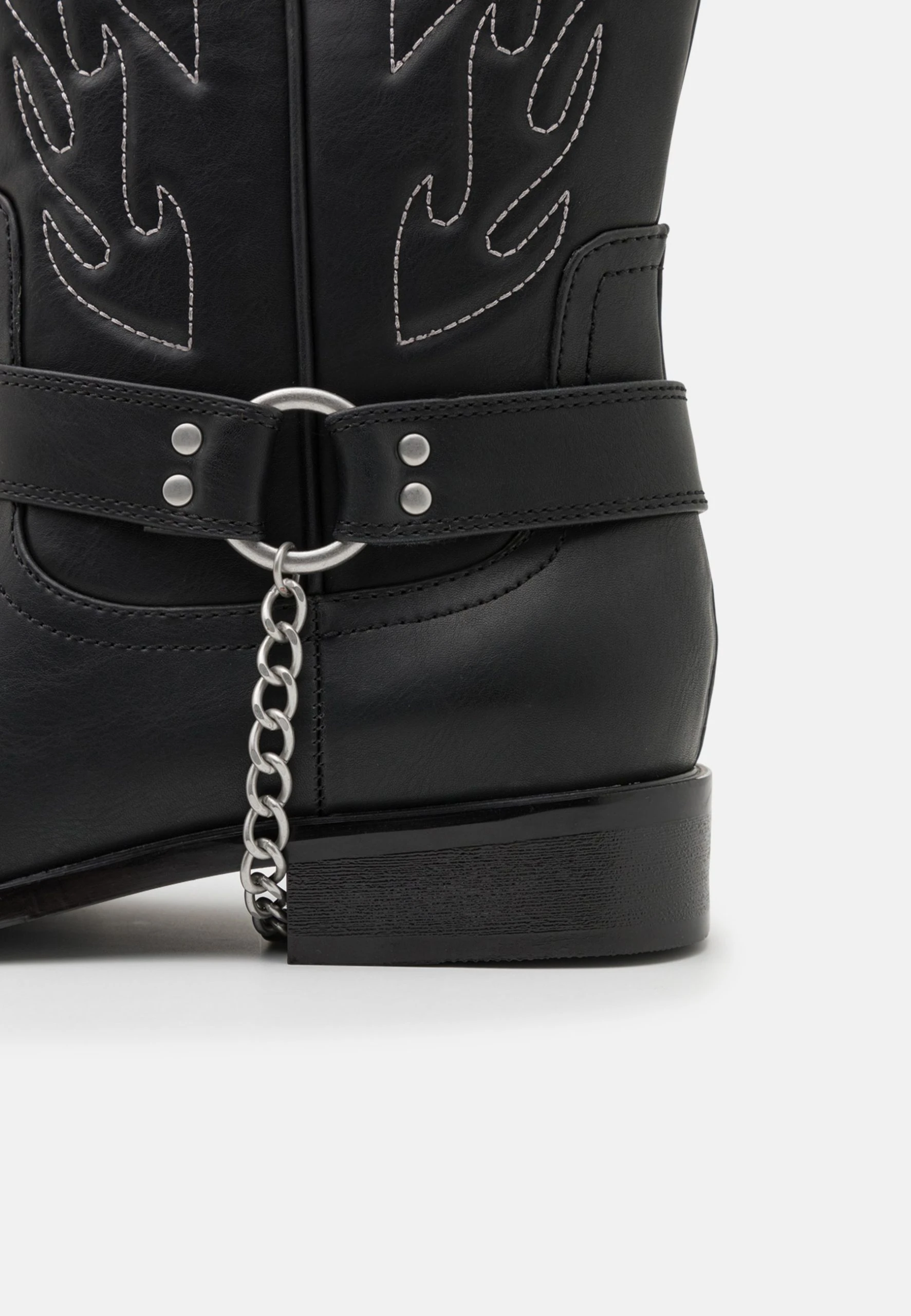 KOI FOOTWEAR Broken Bronco - Lace-Up Ankle Boots - Black - Image 6