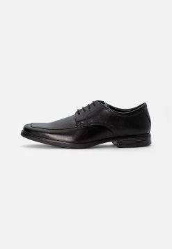 Clarks Howard Apron - Lace-Ups - Black