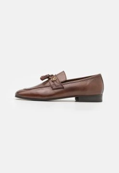 Tassel Loafer - Slip-Ons - Brown